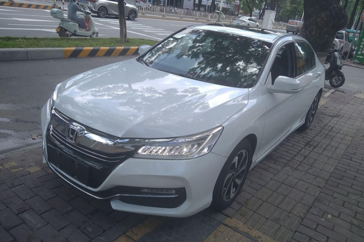 本田 雅阁 2016款 2.4L 豪华版车身外观6005