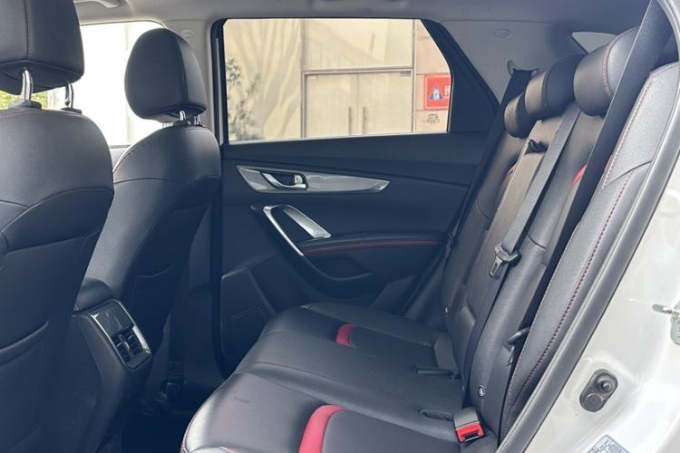 长安CS55 2018款 1.5T 自动炫动型 国V中控内饰7002