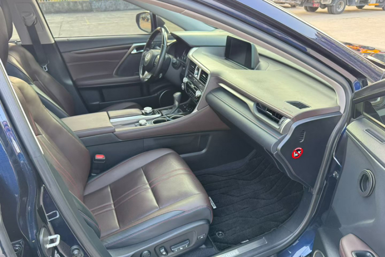 雷克萨斯RX 2016款 450h 四驱豪华版中控内饰7005