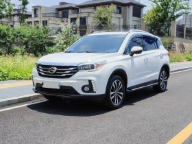 广汽传祺 传祺GS4 2017款 235T 自动两驱豪华智联版