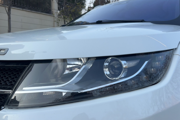 陆风X7 2015款 2.0T 全景旗舰版局部细节36