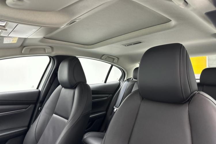 马自达3 昂克赛拉 2023款 2.0L 自动质臻版中控内饰7008