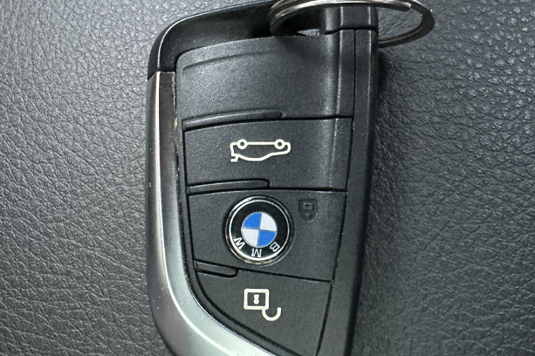 宝马X1 2019款 sDrive18Li 时尚型中控内饰7006