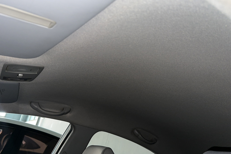 现代 瑞纳 2014款 1.4L 自动智能型GLS局部细节22