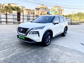 日产 奇骏 2021款 VC-Turbo 300 CVT 2WD豪华版 7座