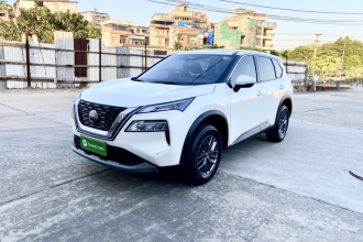 日产 奇骏 2021款 VC-Turbo 300 CVT 2WD豪华版 7座