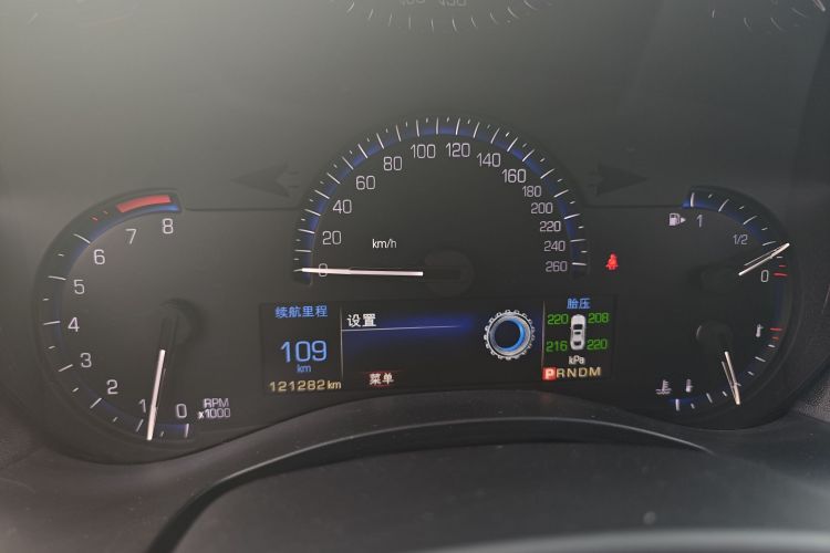 凯迪拉克ATS-L 2014款 25T 舒适型中控内饰15