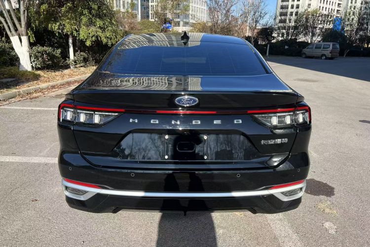 福特 蒙迪欧 2025款 2.0T EcoBoost 豪华型车身外观6004