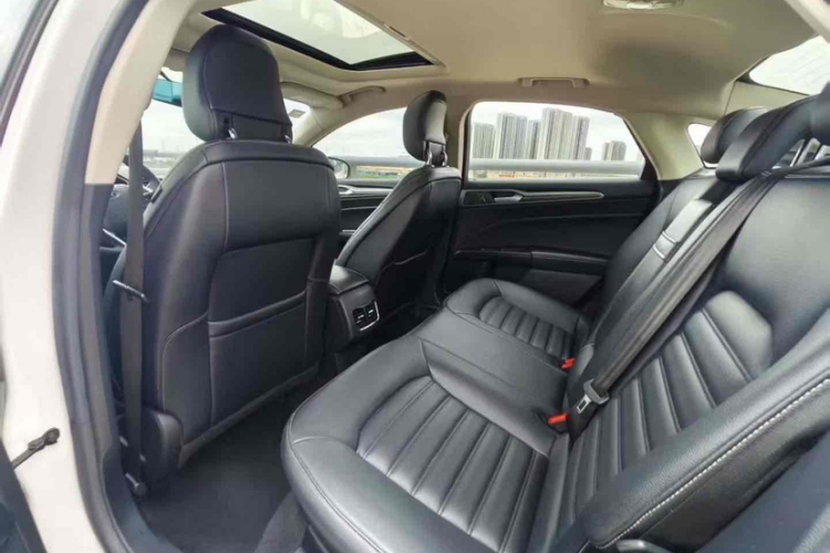 福特 蒙迪欧 2017款 EcoBoost 180 时尚型车身外观6007