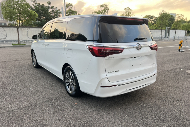 别克GL8 2021款 ES陆尊 653T 舒适型车身外观6004