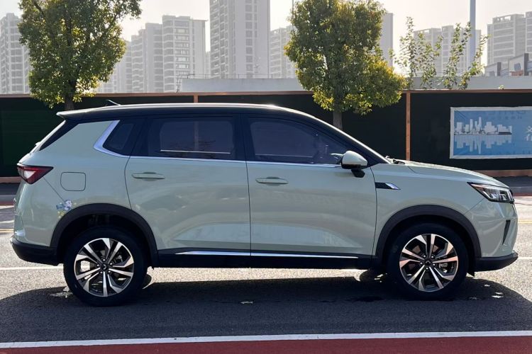 五菱汽车 五菱星辰 2022款 2.0L DHT电速款车身外观6005