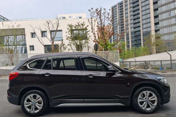 宝马X1新能源 2019款 xDrive25Le 里程升级版车身外观6007