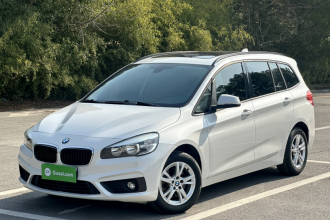 宝马2系多功能旅行车 2015款 218i 领先型