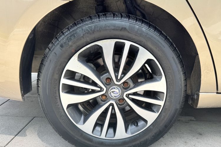 东风风神A60 2016款 1.6L 自动豪华型车身外观6007