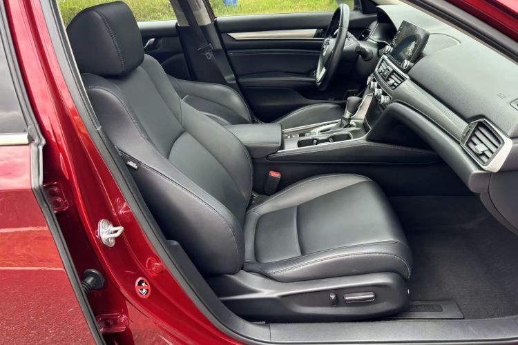 本田 雅阁 2018款 260TURBO 豪华版 国V中控内饰7012