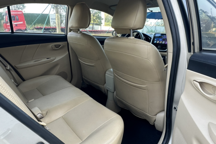 丰田 威驰 2019款 1.5L CVT创行版中控内饰7006