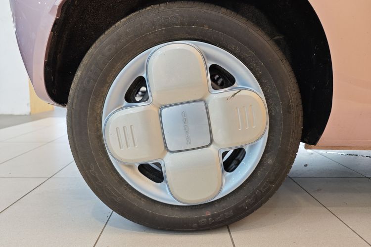 吉利银河 2024款 熊猫mini 200km 耐力熊车身外观6002