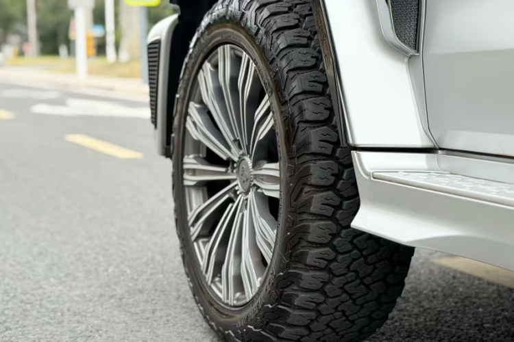 超境汽车 共创坦克300 2021款 2.0T 赛博坦克车身外观6003