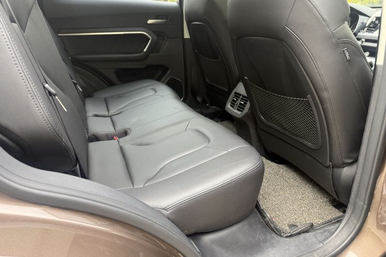 哈弗H6 2017款 红标 2.0T 自动两驱智尚型中控内饰7004