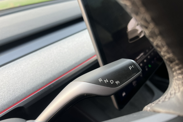 特斯拉 Model Y 2022款 后轮驱动版局部细节18