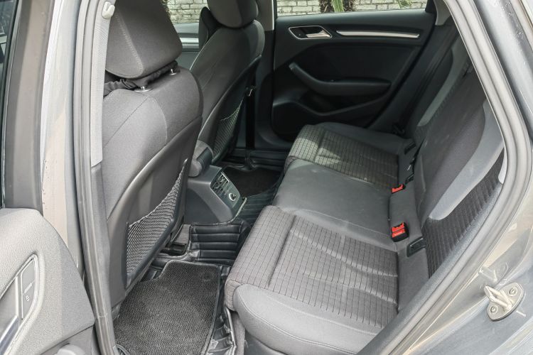 奥迪A3 2019款 Limousine 35 TFSI 运动型 国VI中控内饰7007