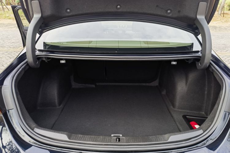 别克 君越 2019款 28T 豪华型局部细节23