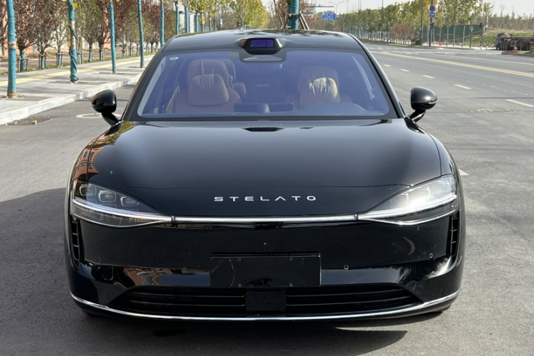 鸿蒙智行 享界S9 2024款 纯电 Ultra 四驱旗舰版车身外观6002