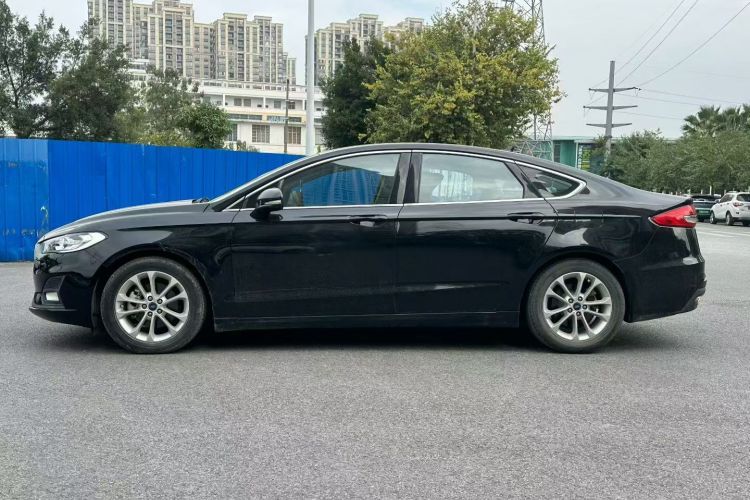 福特 蒙迪欧 2020款 EcoBoost 180 时尚型车身外观6002