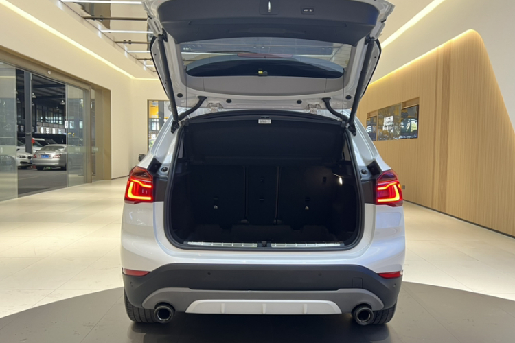 宝马X1 2019款 xDrive20Li 尊享型局部细节23