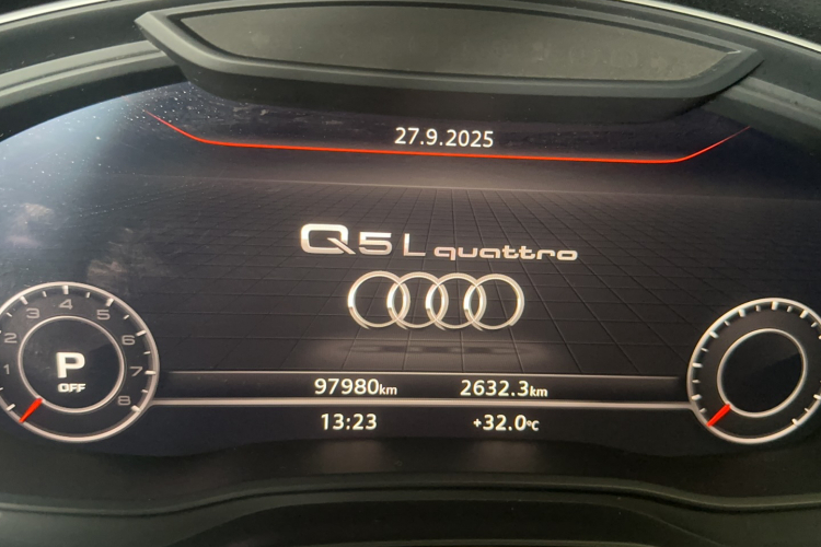 奥迪Q5L 2020款 改款 40 TFSI 荣享时尚型中控内饰15