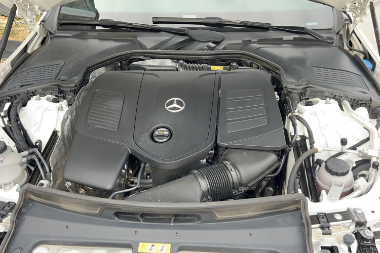 奔驰C级 2023款 C 200 L 运动版局部细节24