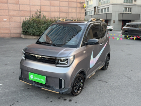 五菱汽车 宏光MINIEV 2022款 GAMEBOY 200km 玩咖款 磷酸铁锂