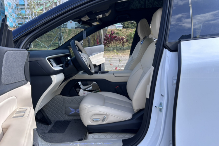 小鹏G6 2024款 580 长续航 Plus局部细节19