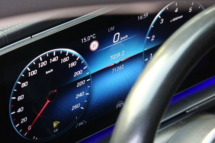 奔驰GLS 2021款 GLS 450 4MATIC 时尚型中控内饰15