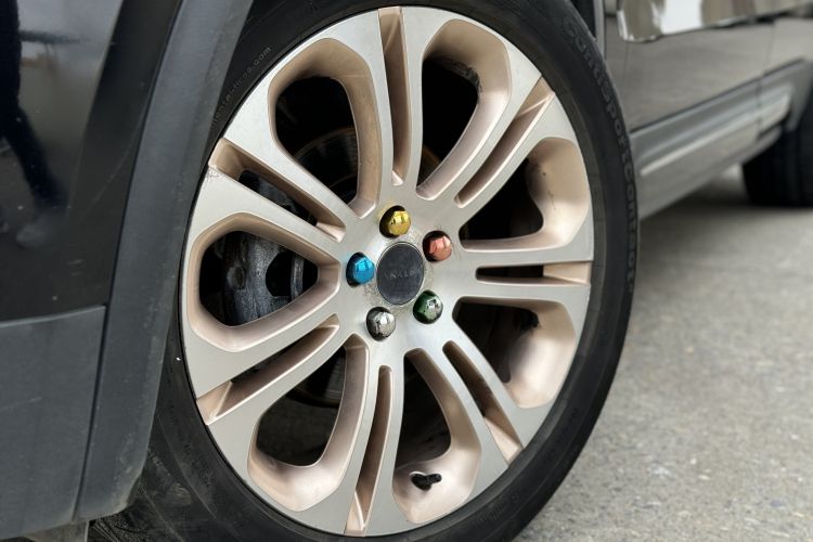 领克01 2017款 2.0T 两驱型Pro版中控内饰7006