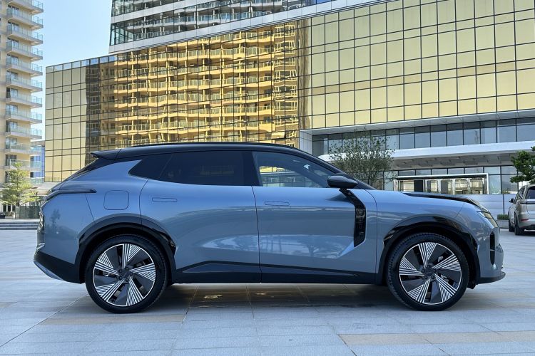 领克08 EM-P 2025款 220km 四驱性能Halo局部细节9004