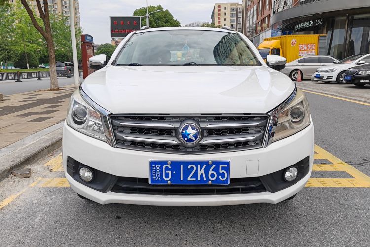 启辰T70 2015款 2.0L CVT睿趣版车身外观6001