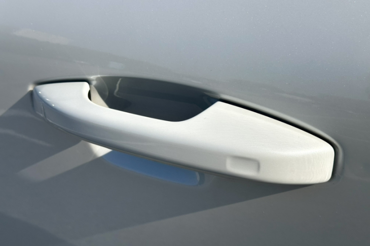 沃尔沃XC40 2024款 B3 智远运动版局部细节24