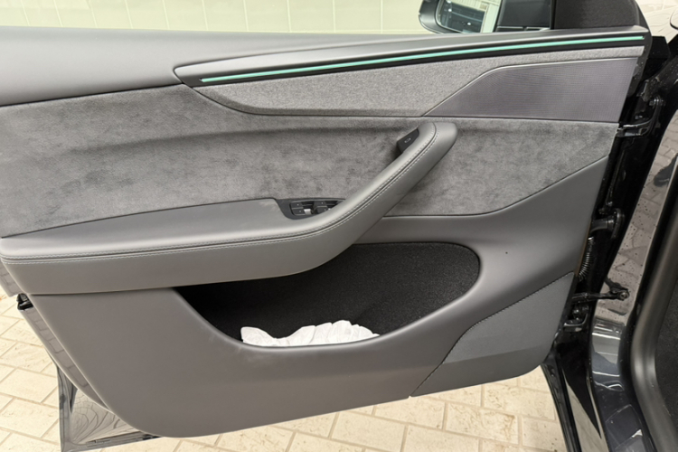 特斯拉 Model Y 2025款 改款 长续航全轮驱动版车身外观6013