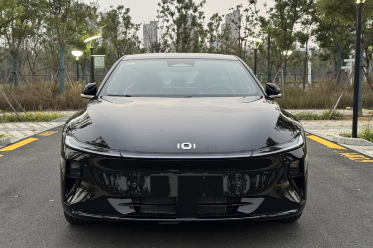 长安启源A07 2025款 蓝鲸增程版 230尊贵型车身外观6001