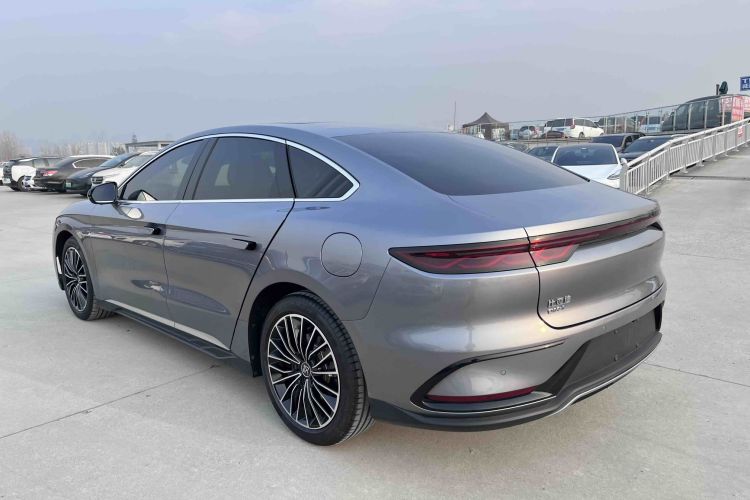 比亚迪 汉 2024款 DM-i 荣耀版 121KM 尊享型车身外观6005