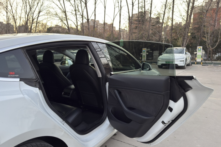 特斯拉 Model 3(进口) 2019款 长续航后驱版中控内饰7002