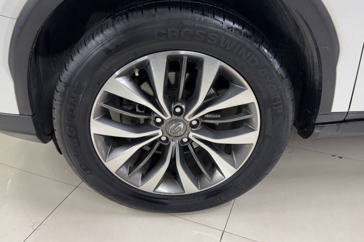 广汽传祺 传祺GS8 2017款 320T 四驱豪华智联版（七座）车身外观6005