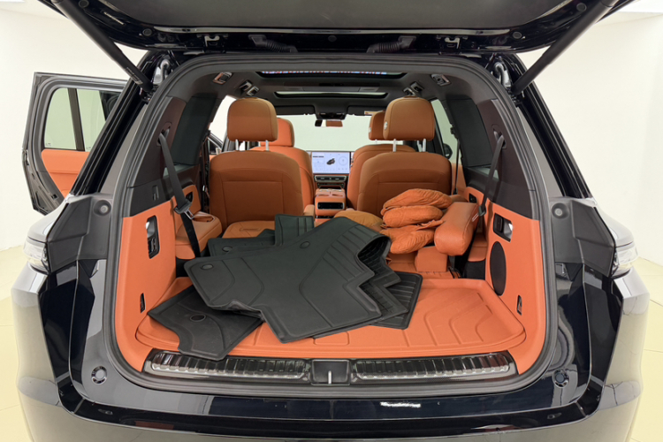 理想汽车 理想L9 2024款 Ultra局部细节23