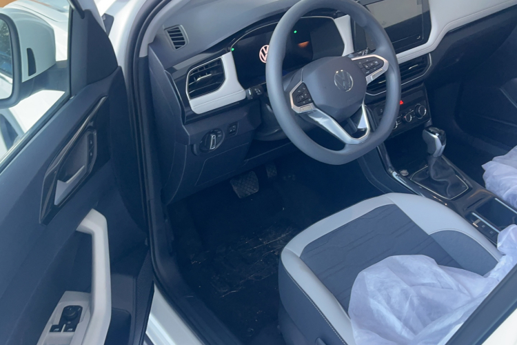 大众 途岳 2026款 新锐 1.5L 锐意版中控内饰7002