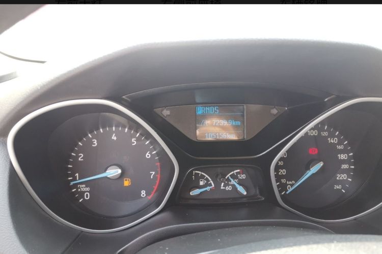 福特 福克斯 2017款 两厢 1.6L 自动舒适型智行版中控内饰15