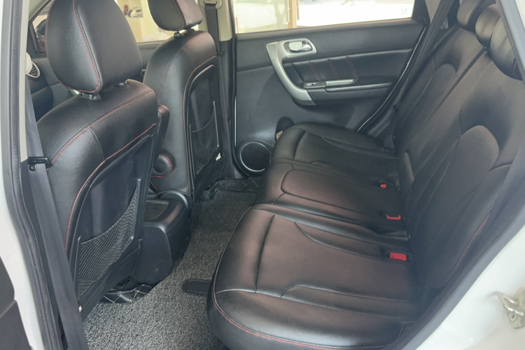 哈弗H6 2016款 升级版 1.5T 自动两驱精英型中控内饰7003