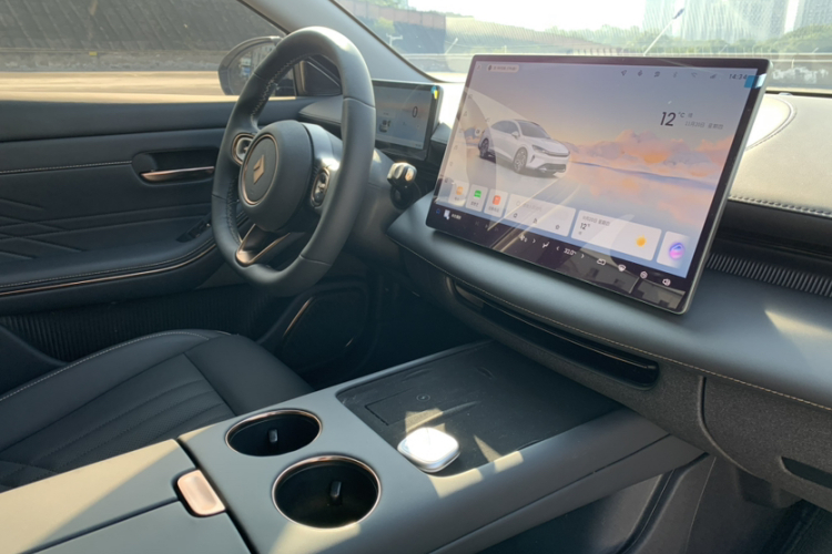 宝骏享境 2025款 插混 140km标准版车身外观6003