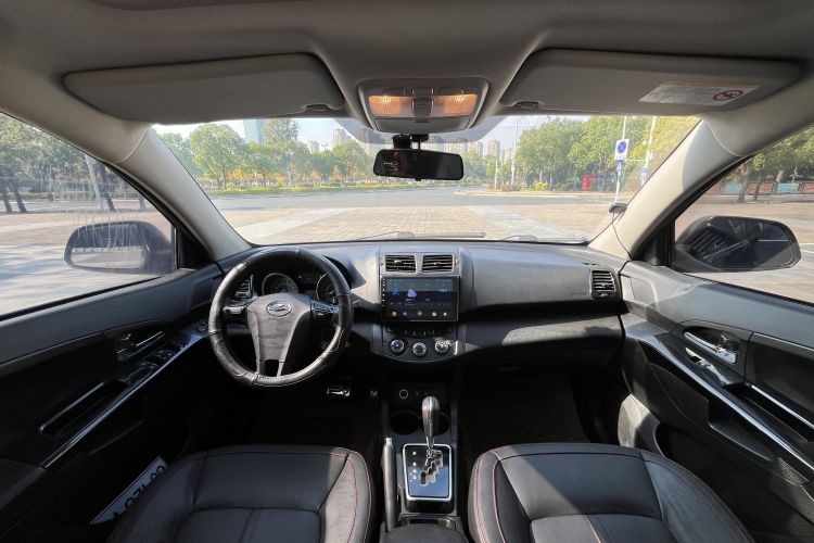 陆风X5 2015款 1.5T CVT创领版中控内饰7005