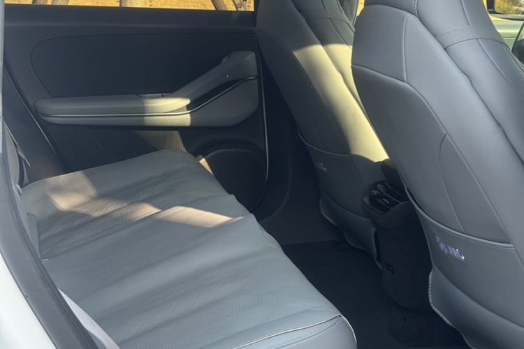 蔚来ET5T 2023款 75kWh Touring中控内饰7002